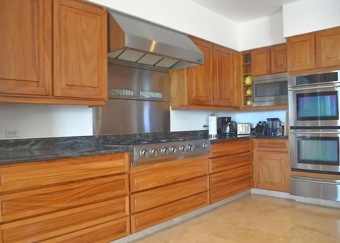 Villa Casa Struthers, Luxury Villa, Access