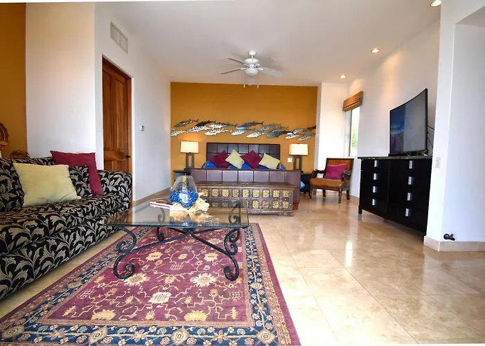 Casa Struthers, Luxury Villa, Access