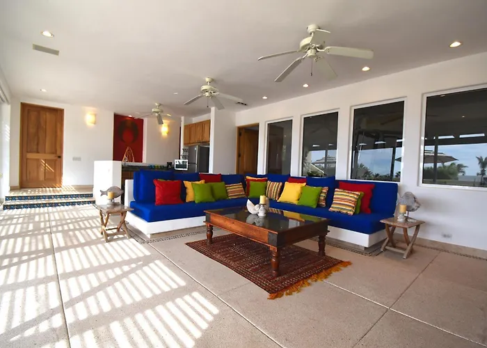 Casa Struthers, Luxury Villa, Access